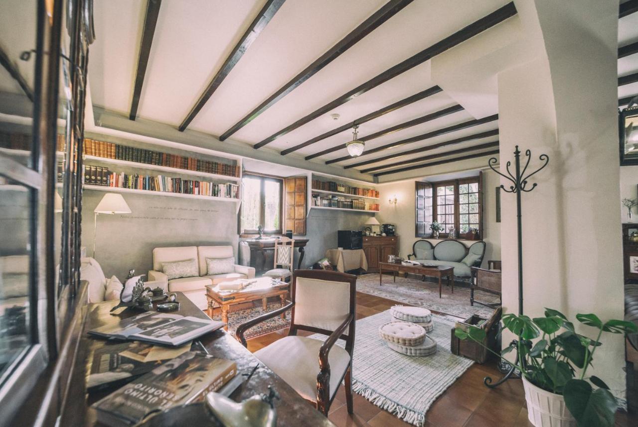 ホテル La Casona De Amandi ビリャビシオサ エクステリア 写真